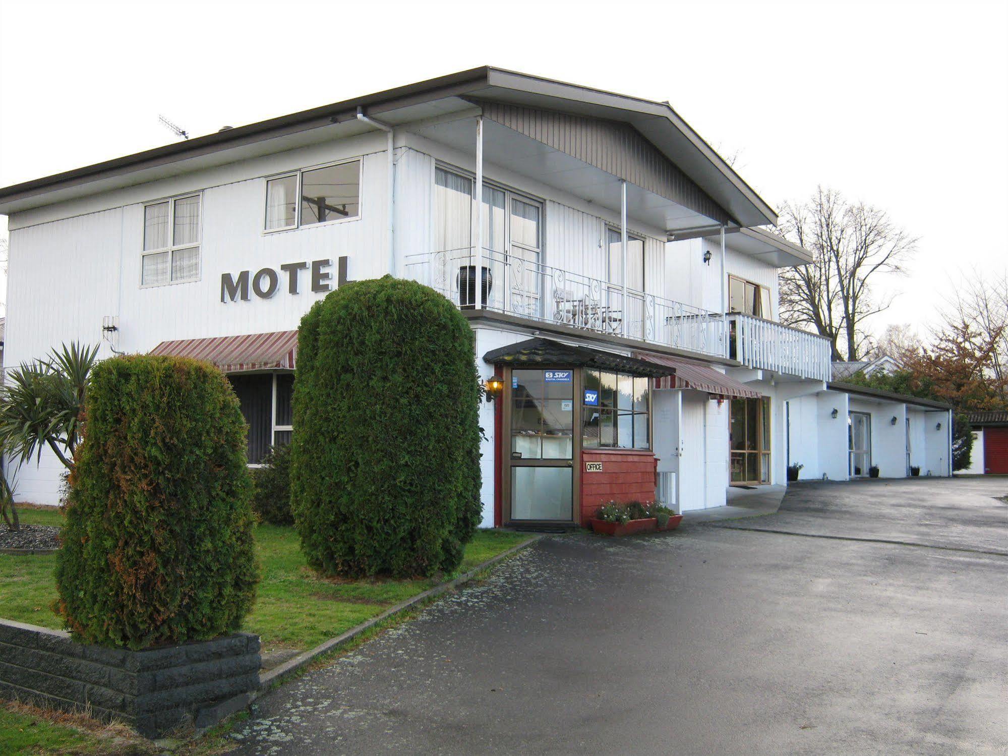 Adelphi Motel Taupo Zewnętrze zdjęcie